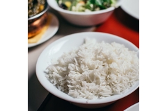 Image Plate of white rice.